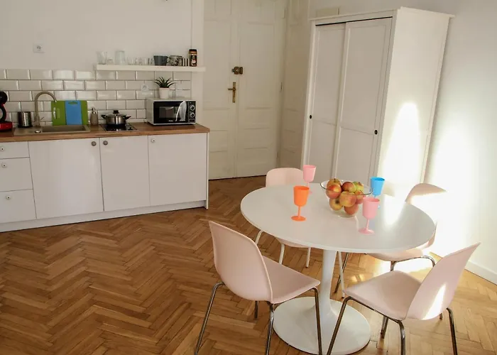 Corner 2 Cracow I Old Town I Big & Balcony Apartment