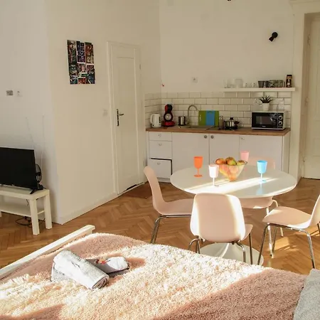 Corner 2 Cracow I Old Town I Big & Balcony