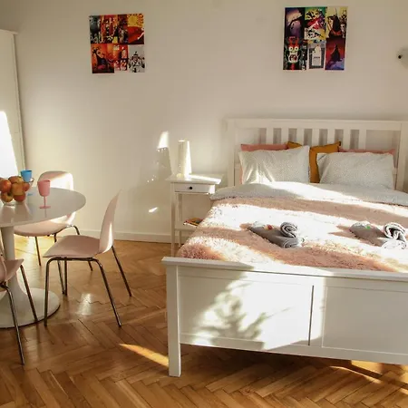 Corner 2 Cracow I Old Town I Big & Balcony Apartman